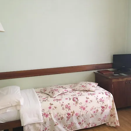 Busa Otel